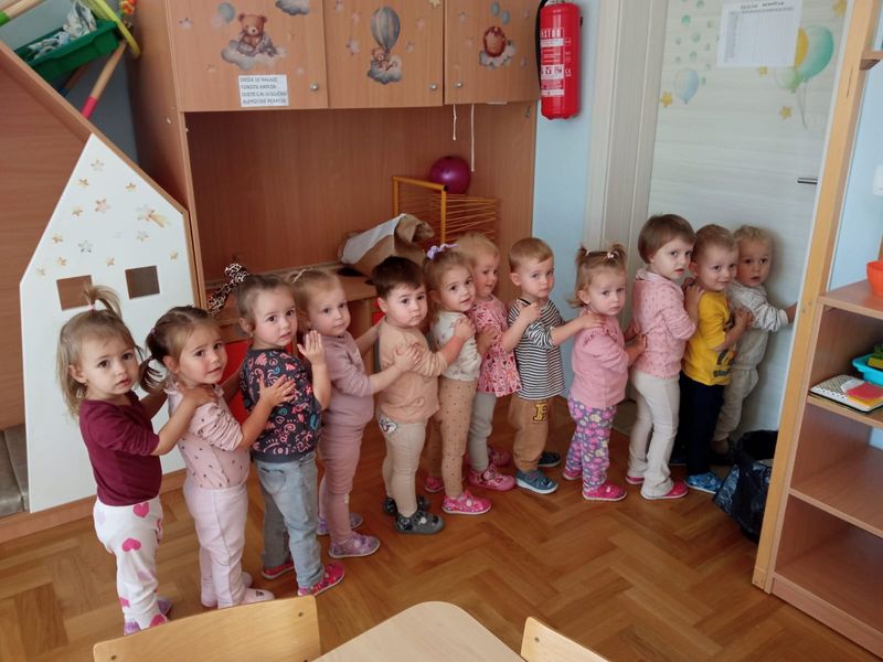 Mjesec prilagodbe u Lopticama