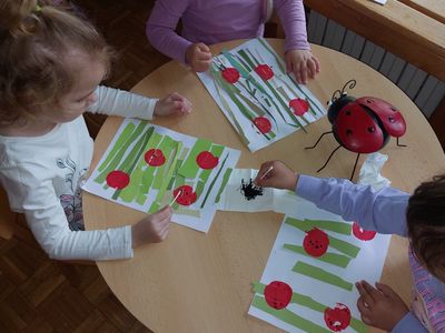 Šareni tjedni u skupini Pandice – istraživali smo svijet malih kukaca