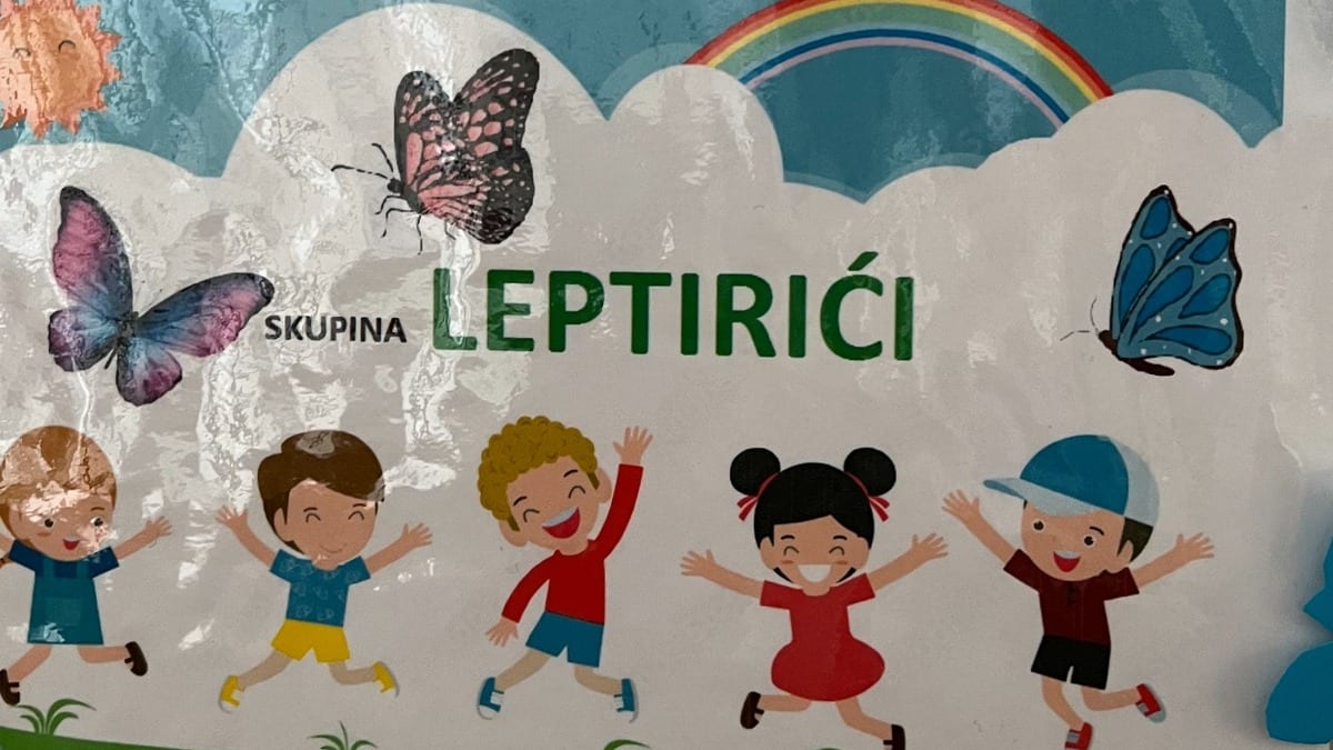Čestitka naših Leptirića za Badnjak i Božić